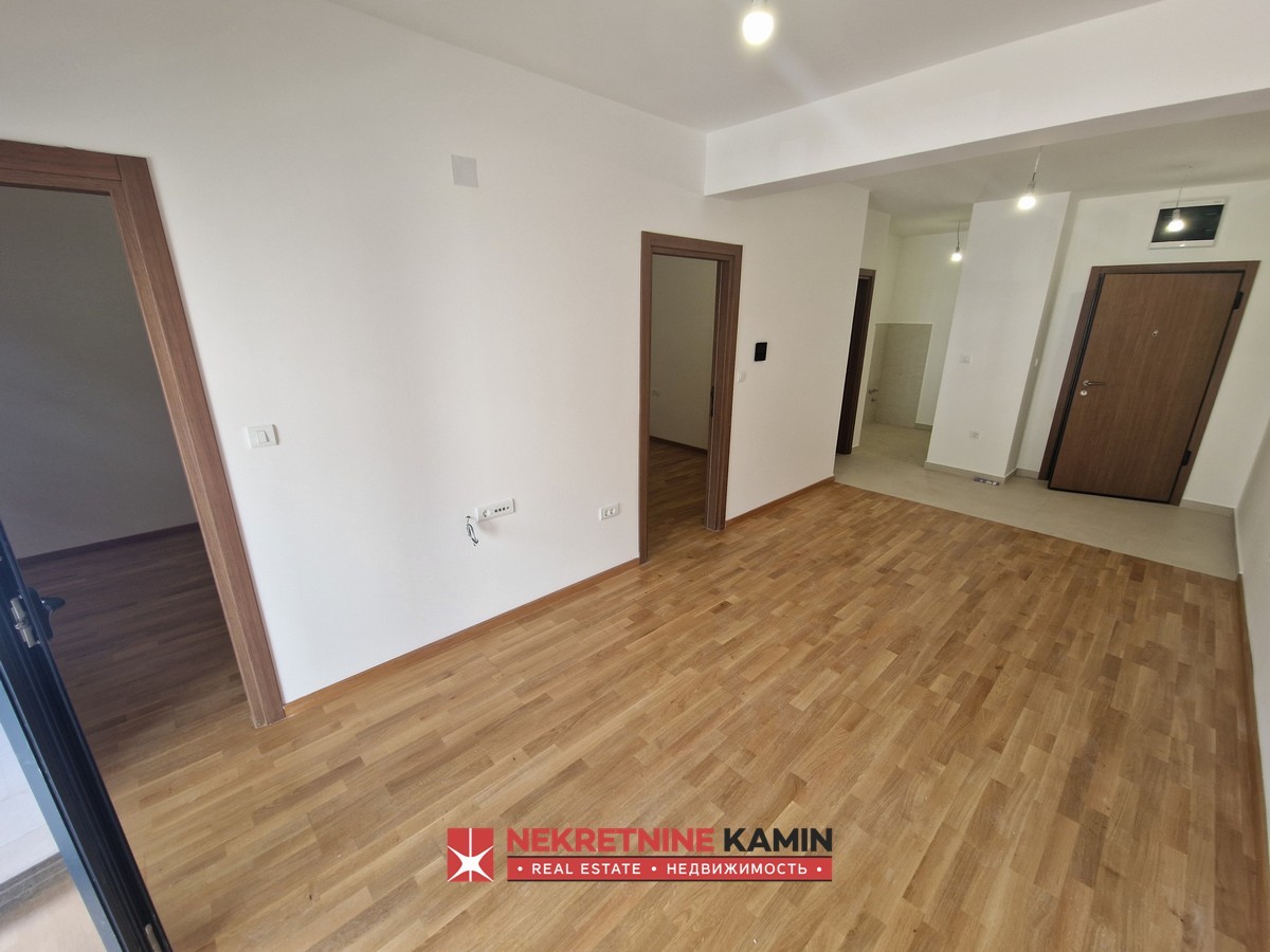 Unfurnished Two-Bedroom Apartment of 52 m² in a Building with a Lift, Rozino, Budva